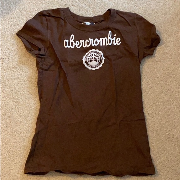 Abercrombie & Fitch Tops - Abercrombie Graphic Tee